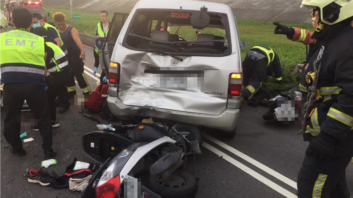 新莊堤外道路5車追撞!1男命危急送醫搶救