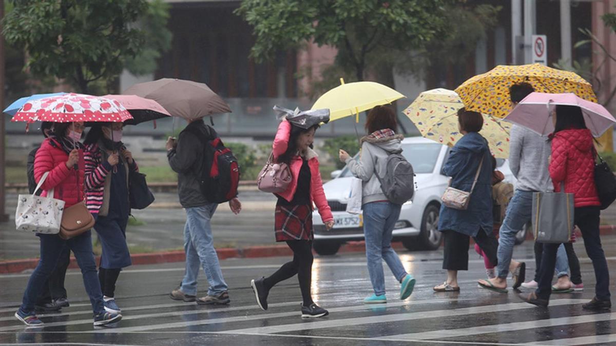 冬衣拿出來!雷雨將襲至少下5天 冷氣團明抵急凍12度