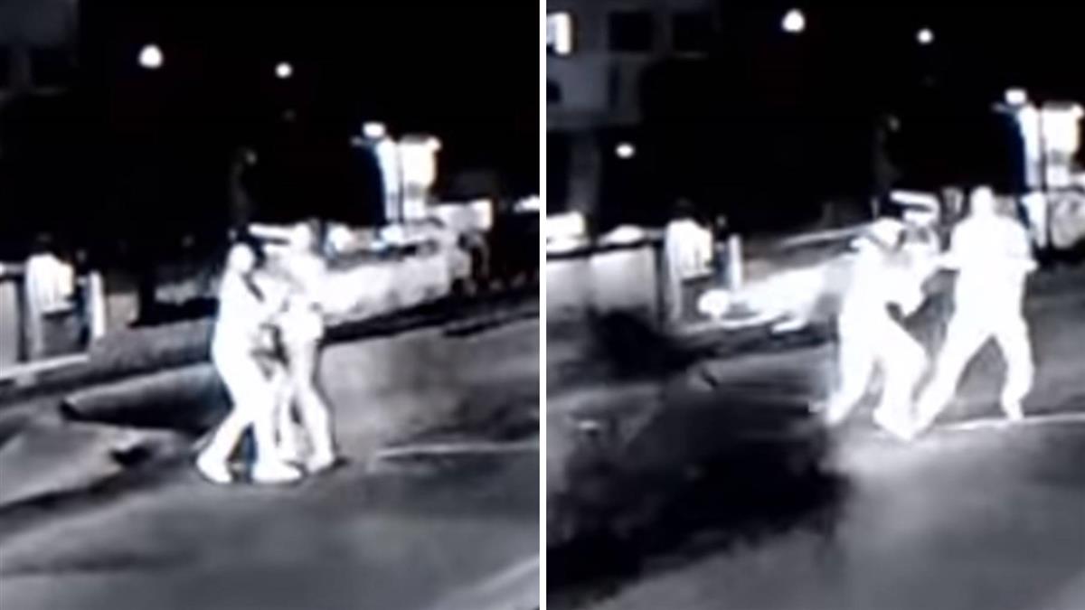 父子為閃車互拉 糾結3秒!轉身遭撞飛慘死
