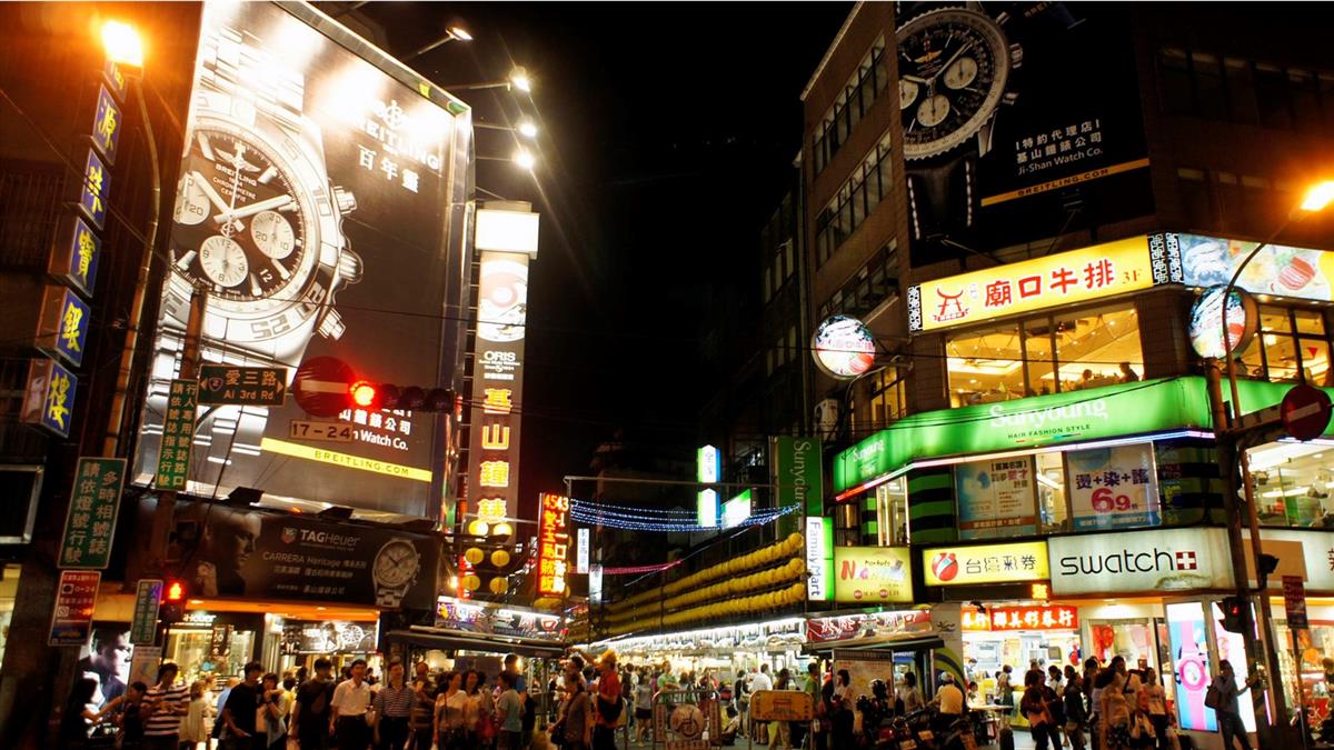 被當盤子？基隆夜市吃海鮮花2250 他傻眼