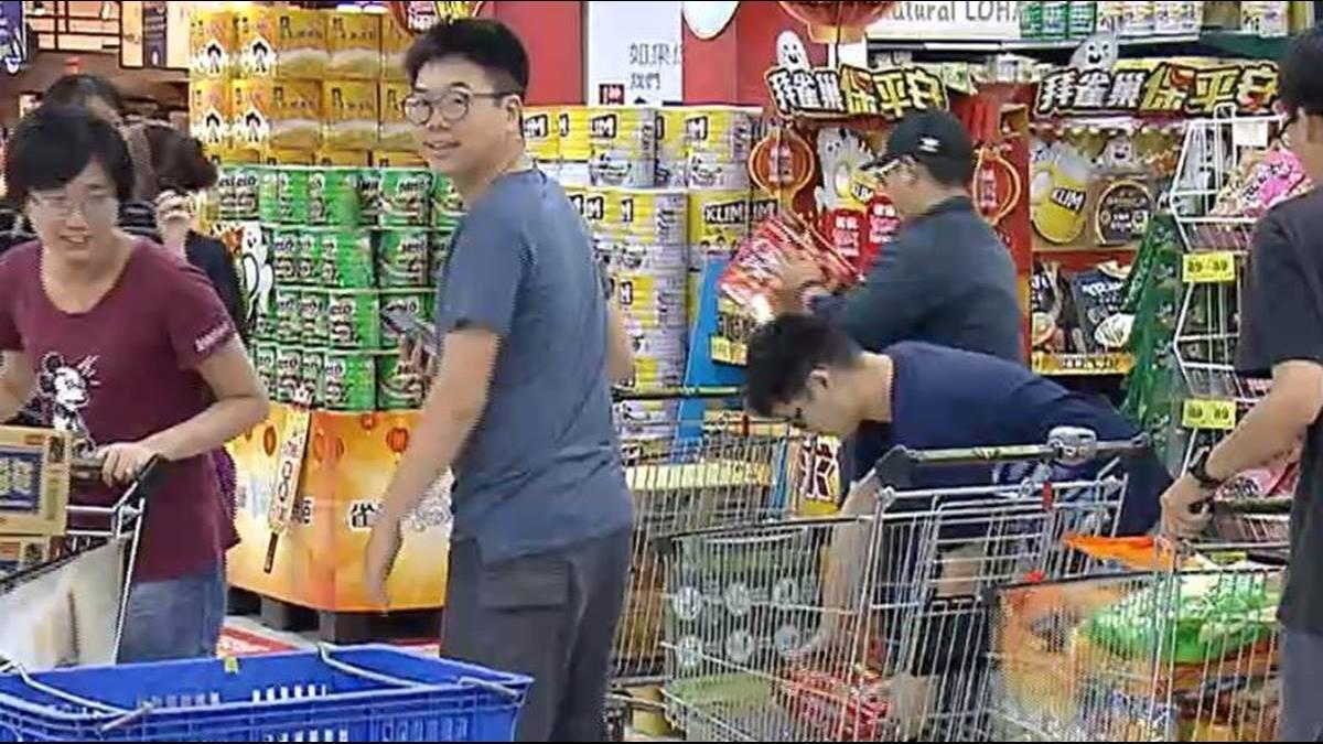 父親節錢包哭哭! 青蔥漲八成一把160