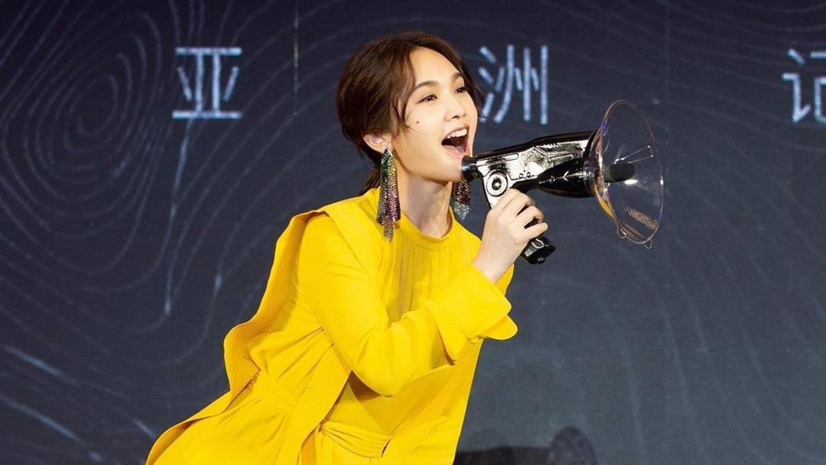 李榮浩求婚給驚喜 楊丞琳曝結婚時間點