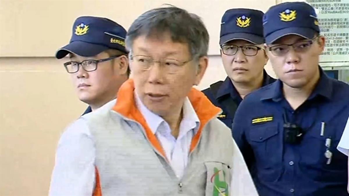 支持郭台銘選總統!柯P:沒有四腳督空間