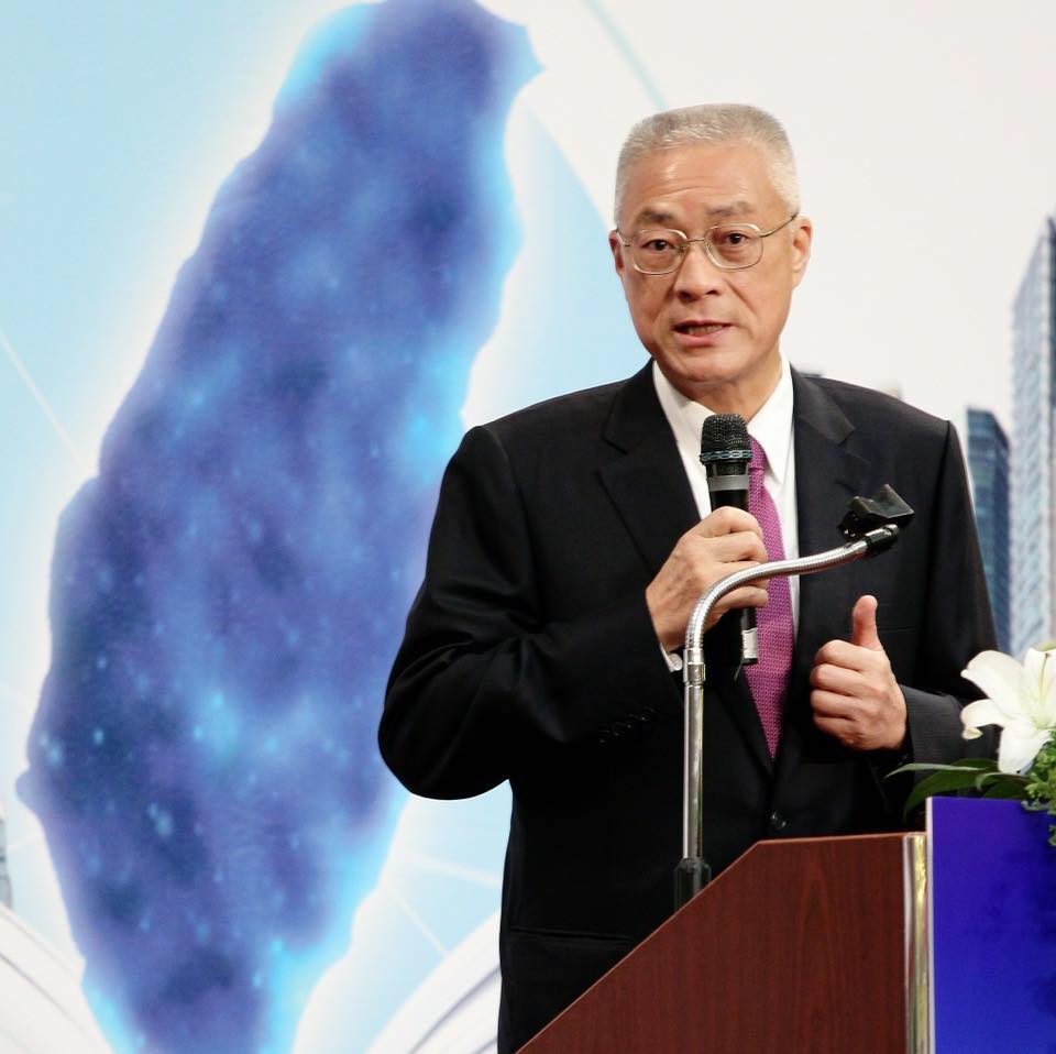 郭台銘棄選！吳敦義：扳倒蔡英文亂政時刻｜東森新聞