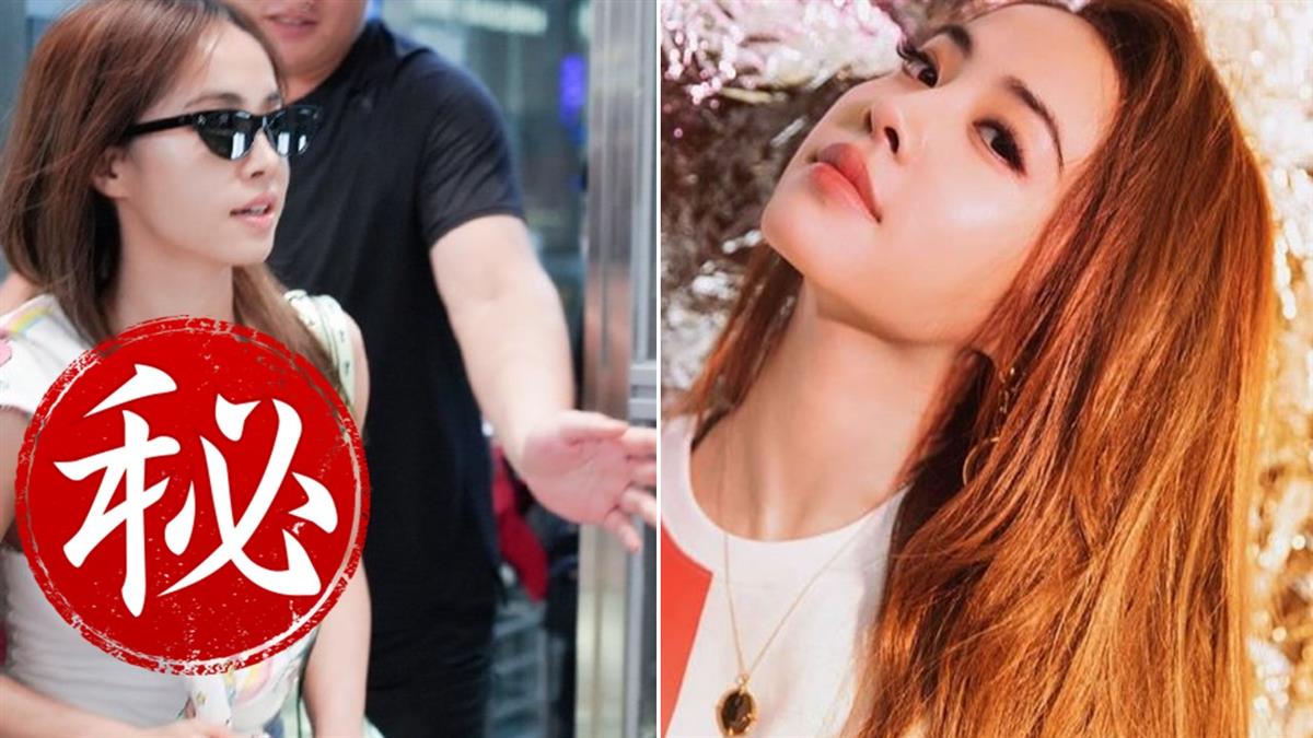 蔡依林素顏現身機場！酥胸撐爆白T…走一半險摔