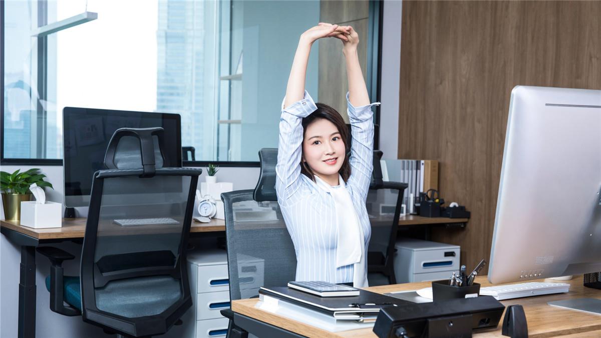 不談戀愛就拼事業,而且越拼越來勁的星座