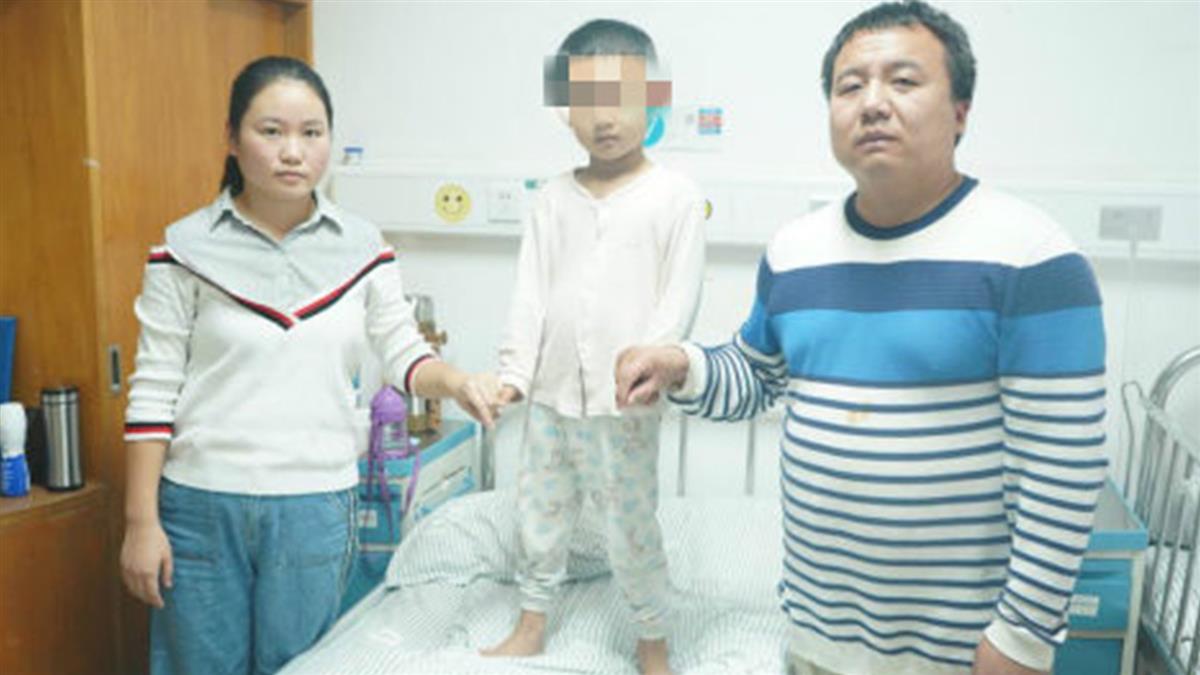 下體和成人一樣大！3歲男童臉狂冒痘 竟是罹癌