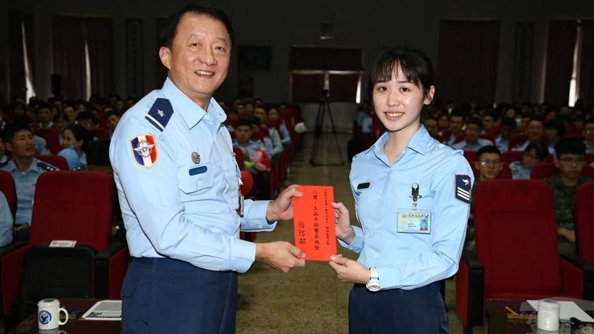 政戰局副局長黑鷹罹難 警界好友:能力極強