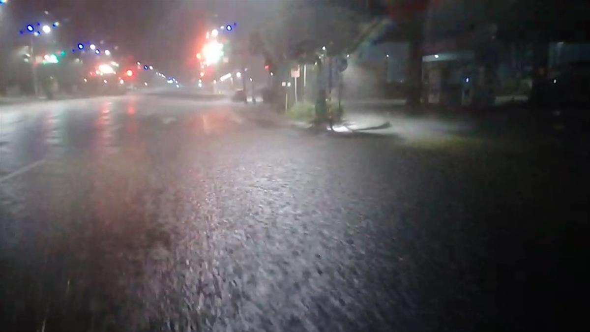 高雄豪雨!2地區24小時雨量破200毫米
