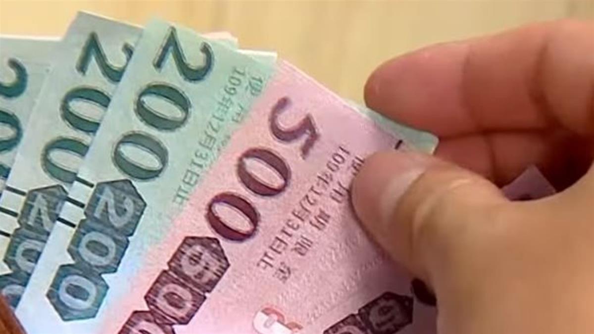 台股萬二為何還發三倍券？ 專家揭2點妙處力挺