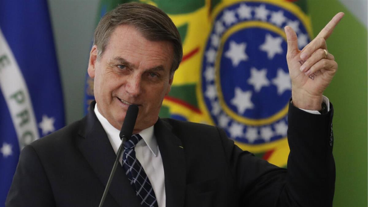 發燒到37.7度！巴西總統波索納洛確診武肺