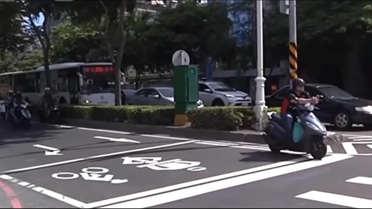 機車族不用再找陰影躲太陽? 南市議員籲增設「遮陽棚」改善交安