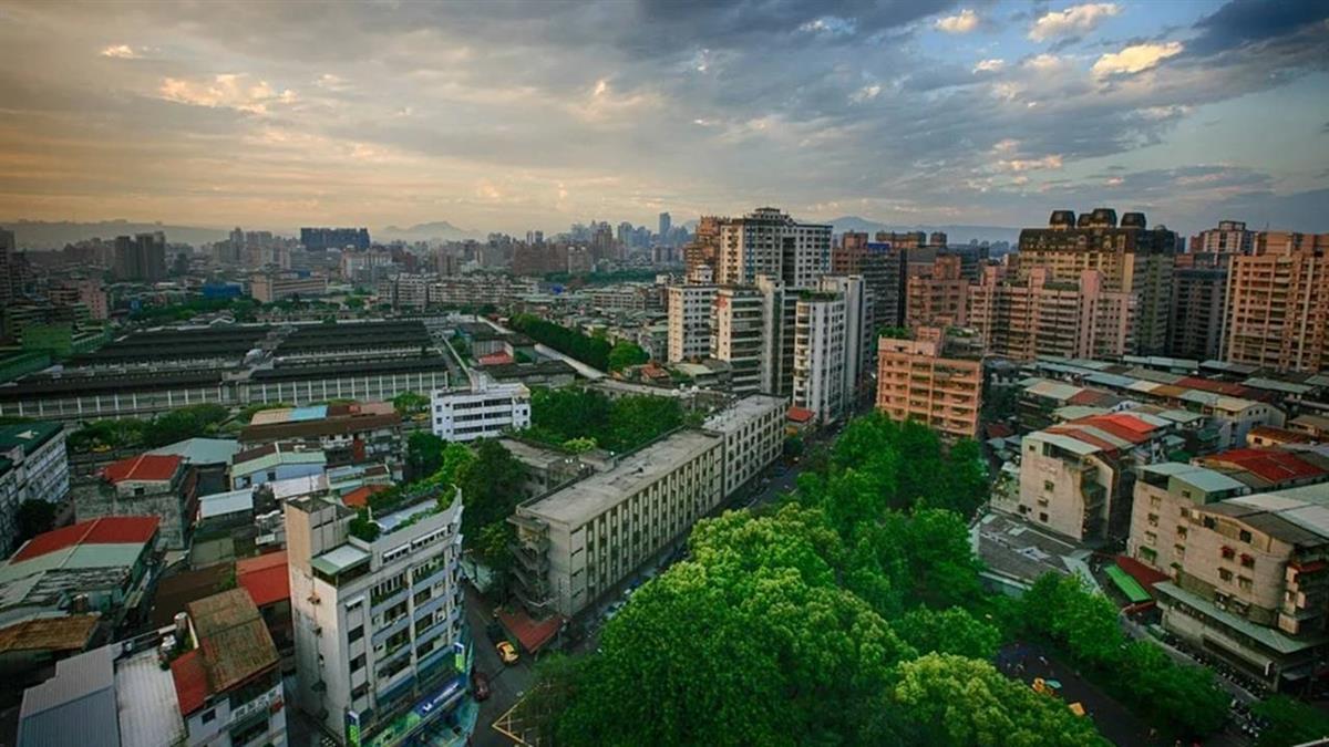 市場最優房貸專案!3銀行推「階段式還款」 前10年僅須還10%