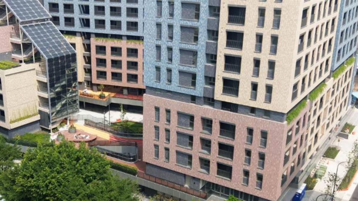 4萬租44坪明倫社宅「不如買房」?網論戰:月薪13萬怎買大同區
