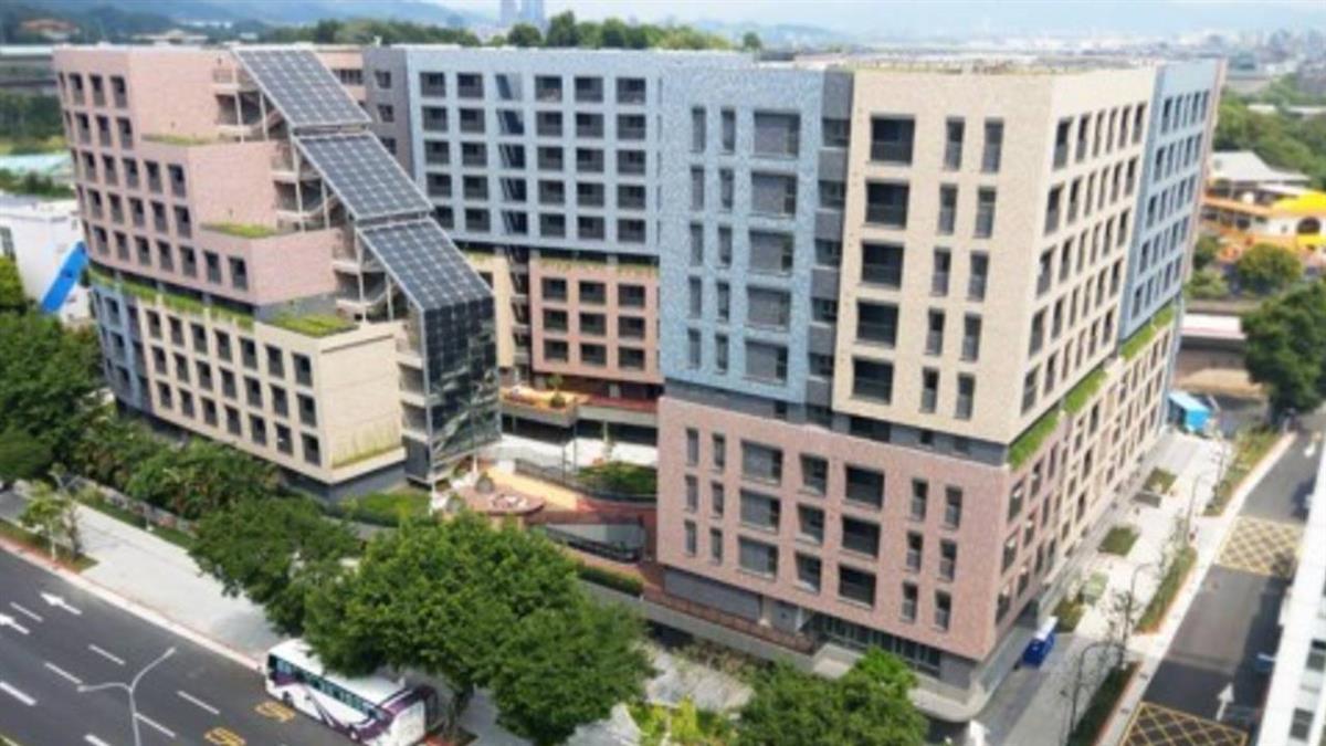 抽籤才能住!明倫社宅「房租4萬」申請數超標 網傻眼:太有錢