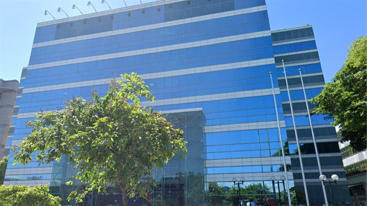 中天新聞YT直播首日！線上觀看人數逼近4萬 美女主播風格大變樣