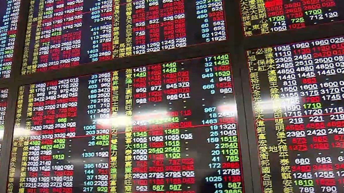 航運領軍揚帆 集團作帳衝刺 分析師:留意小金雞