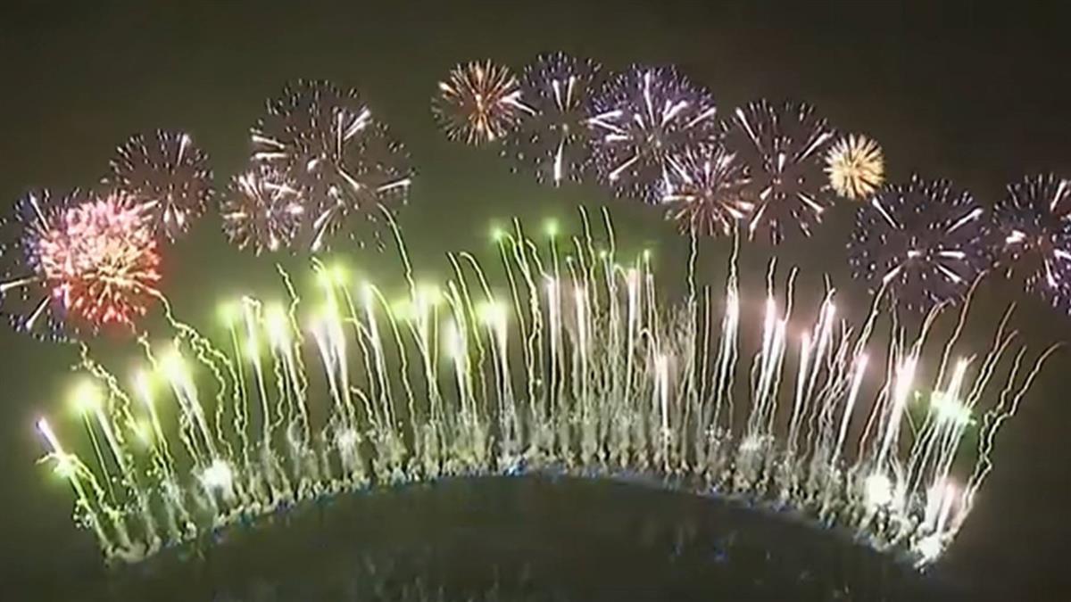 澳洲迎接2021 璀璨煙火點亮雪梨港灣大橋