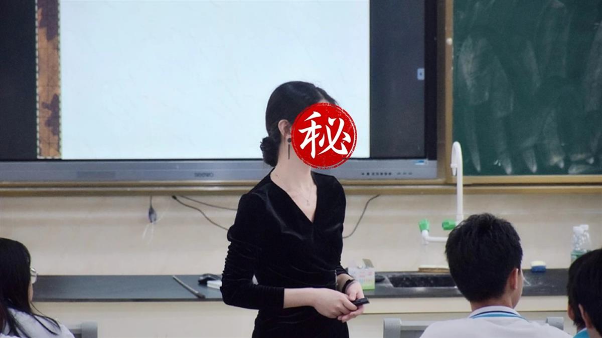 「初戀臉」仙女老師神到了 學生自豪：本人超美聲音又好聽