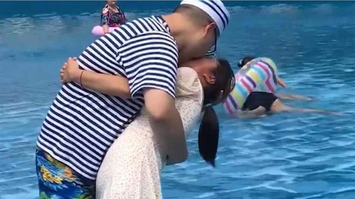 「世界接吻日」全球靜悄悄 這國家竟舉行親吻比賽