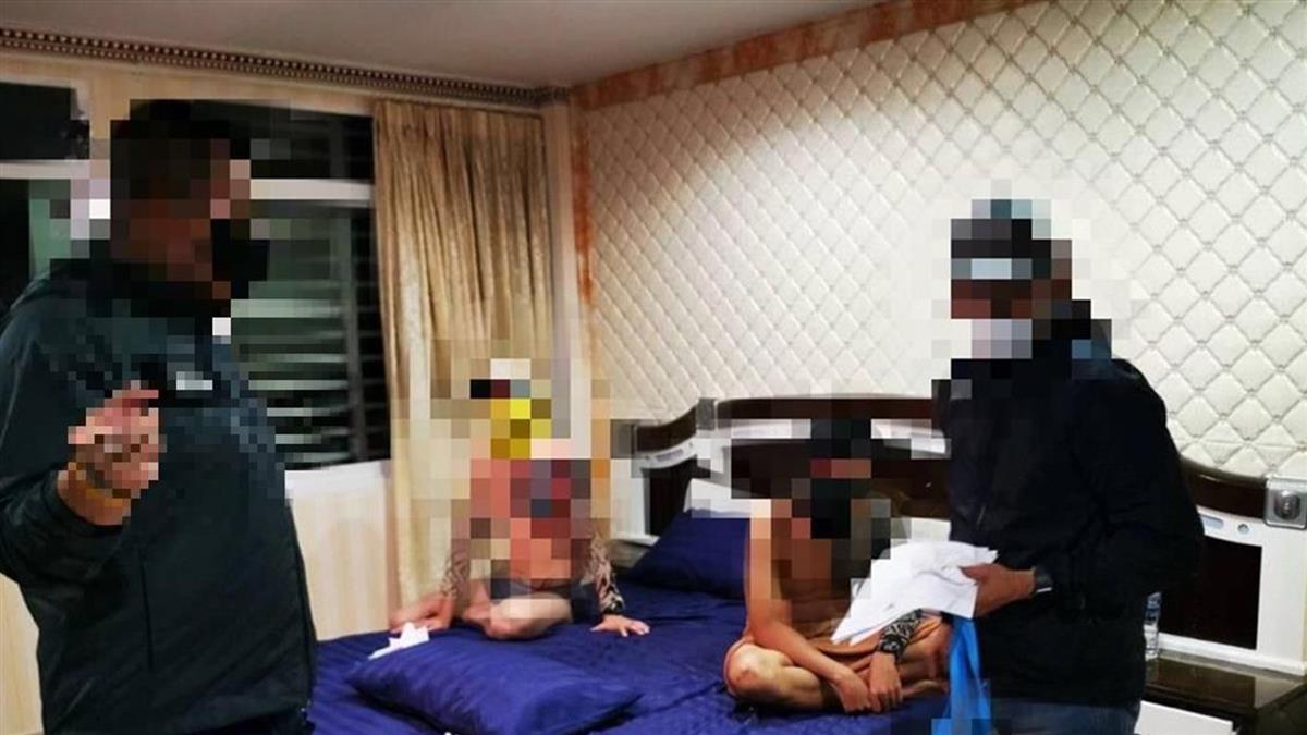 一天800元！5男群聚拍第三性成人片 警破門嚇到卡住了