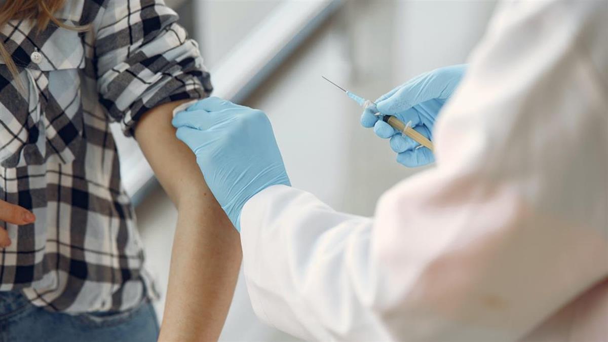 AZ疫苗副作用+1 歐盟增列罕見「神經病變」