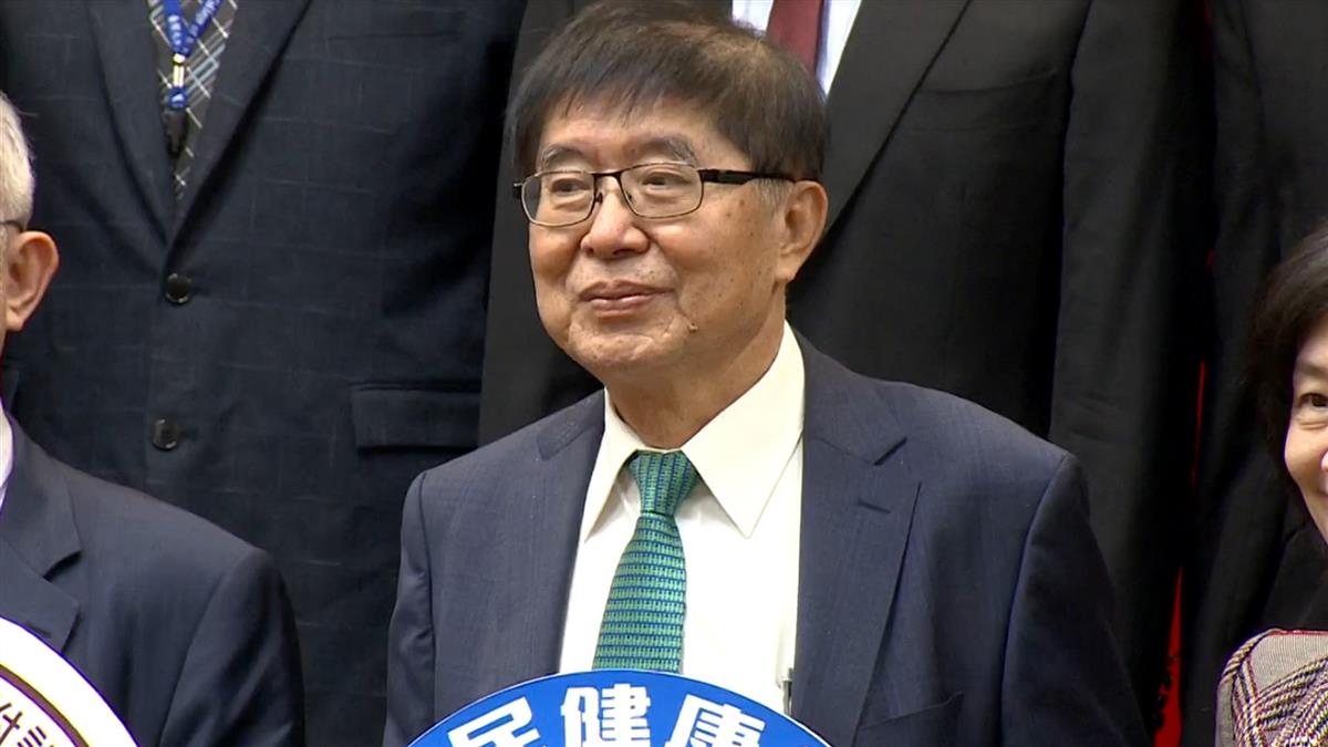 健保署長十指緊扣「乾女兒」 女律師1句話打臉