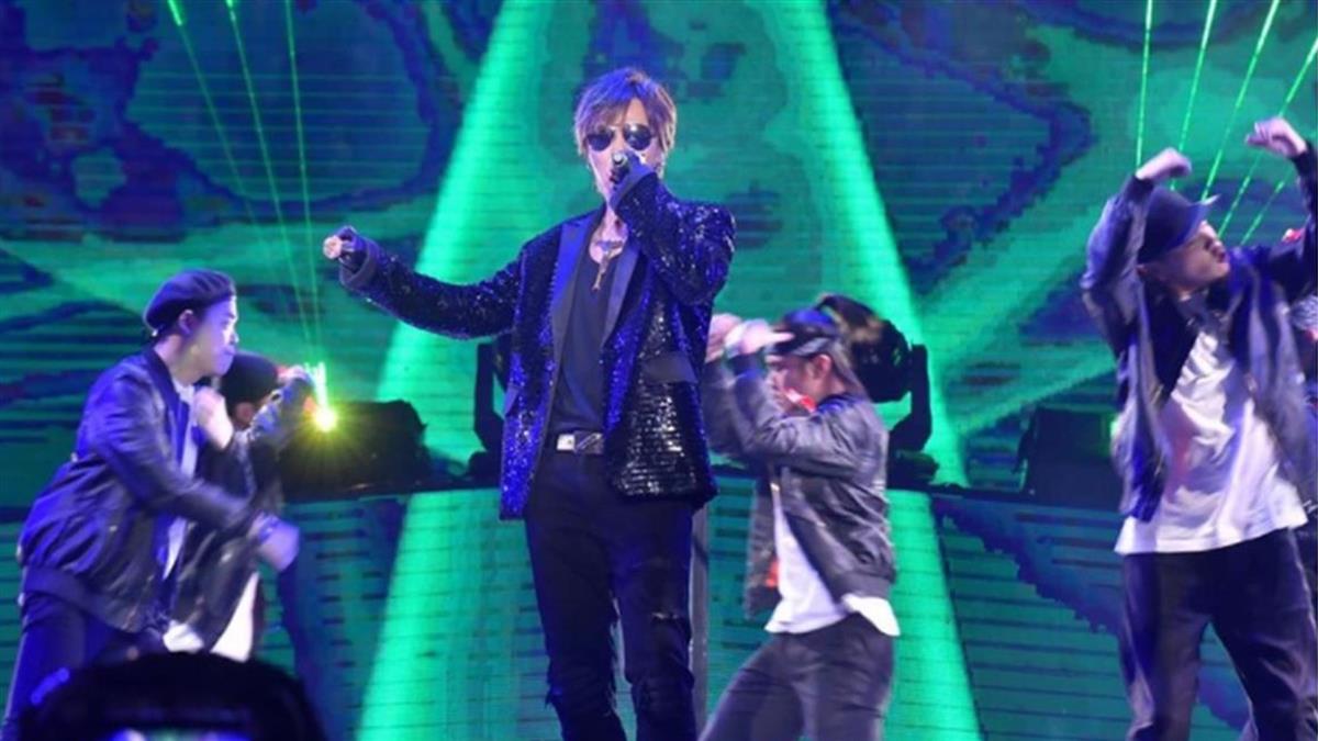 原本想看羅志祥笑話 他轉台一輪驚覺錯了：輾壓全台跨年