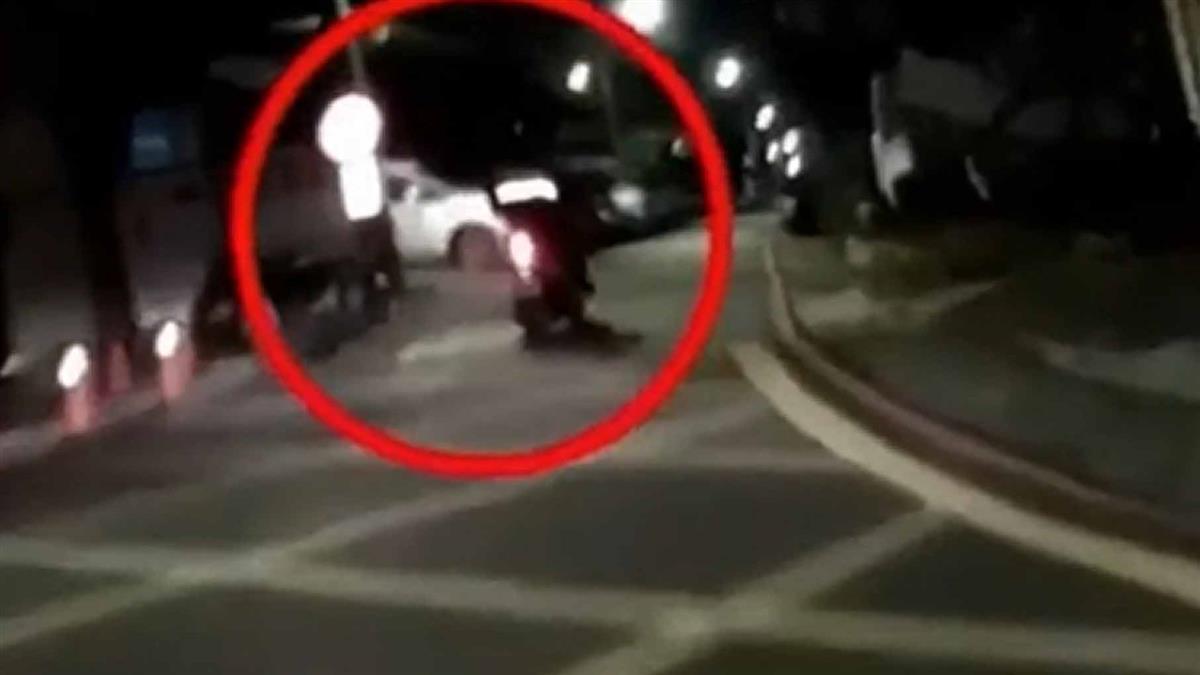 通緝犯拒檢「玩命逃！」 逆向蛇行「卡鐵門」遭逮