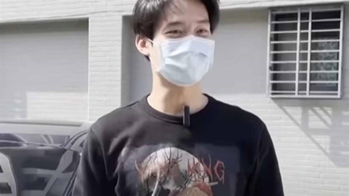 超幸運「養雞哥」 花近萬元把超跑開回家