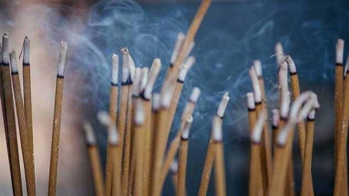 媳婦挺9個月大肚！逼跪8小時 婆婆砸38萬買帝王姓名：未來當總統