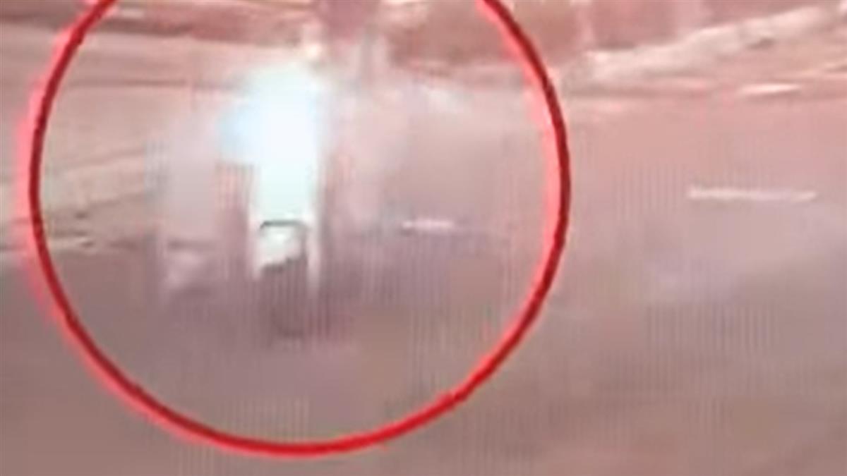 男持毒遭盤查驚慌撞警 勇警負傷壓制逮人