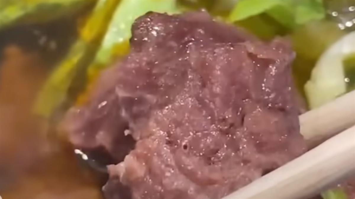 點2牛肉麵加6份麵做8碗 網批:臉皮厚