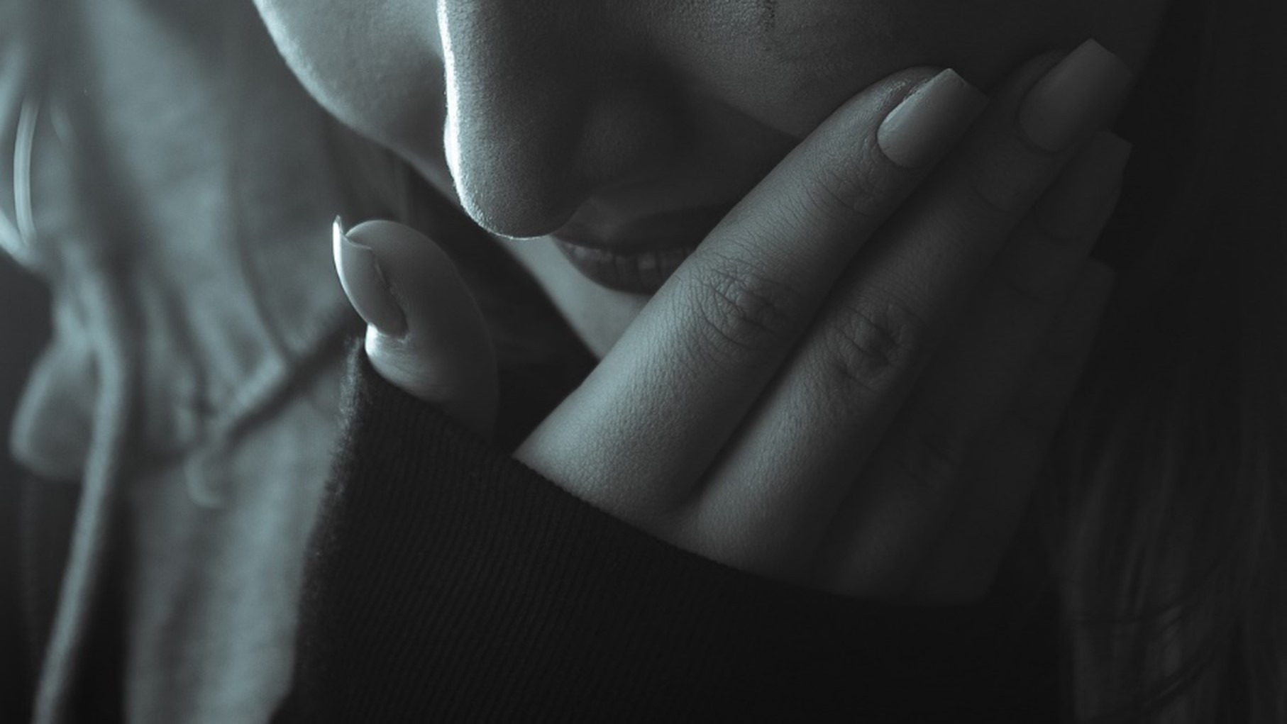 ▼泰國一名女子同一天失去兩位親人。(示意圖/pixabay)