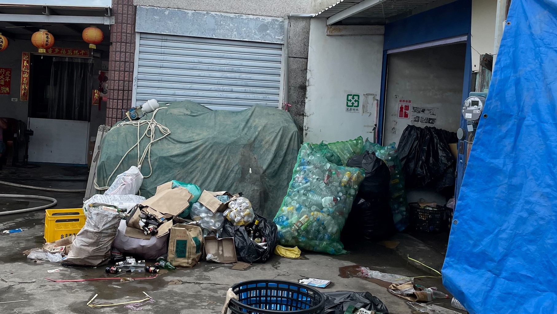 ▲▼屏東一棟民宅發生火警，一名6歲男童無生命跡象。（圖／東森新聞）
