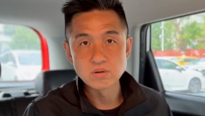 ▼劉仕傑和林智堅畫出界線。(圖/東森新聞)