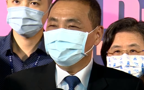 ▼侯友宜表示自己願意承擔責任。（圖／東森新聞）