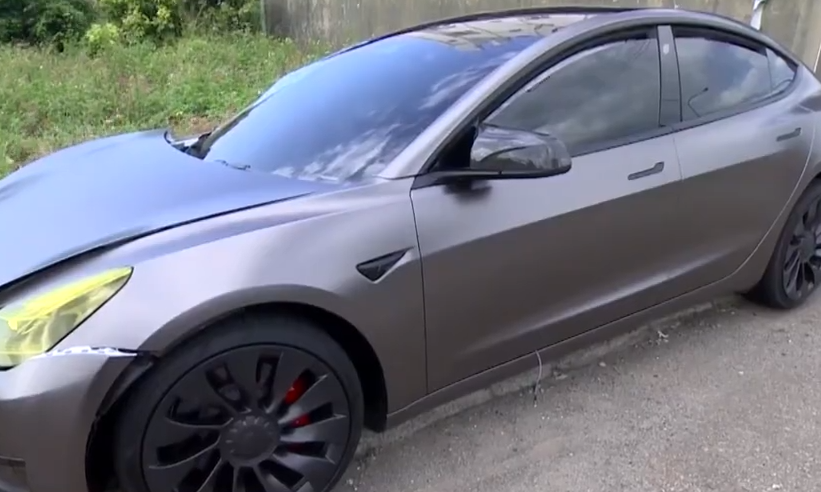 ▼父親因為兒子畢業買車送他，卻沒想到發生憾事。（圖／東森新聞）