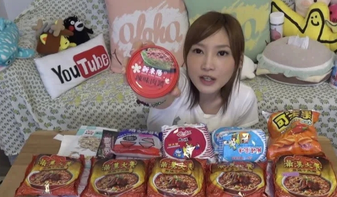 ▼木下佑香6年前開箱台灣泡麵,影片達到1400多萬人收看。(圖/木下佑香YT)