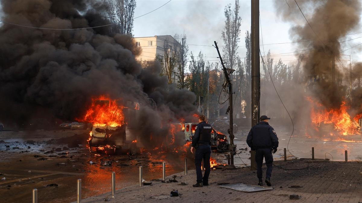 烏克蘭首都基輔驚傳猛烈爆炸聲 陣陣濃煙竄天際