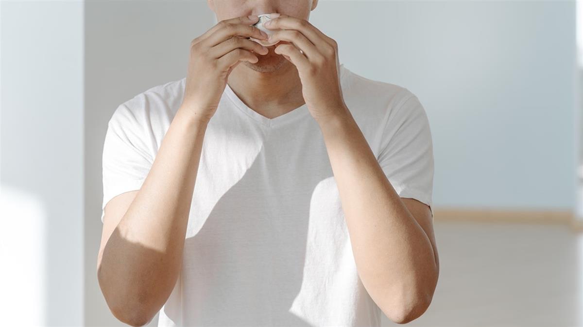 ▼18歲的年輕人不幸確診了鼻咽癌。（示意圖／翻攝自pexels）