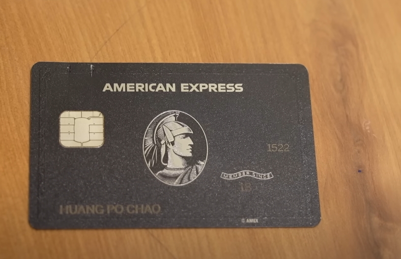 ▼美國運通的黑卡以無上限的消費額度作為行銷主軸。（圖／翻攝自超派人生YT）