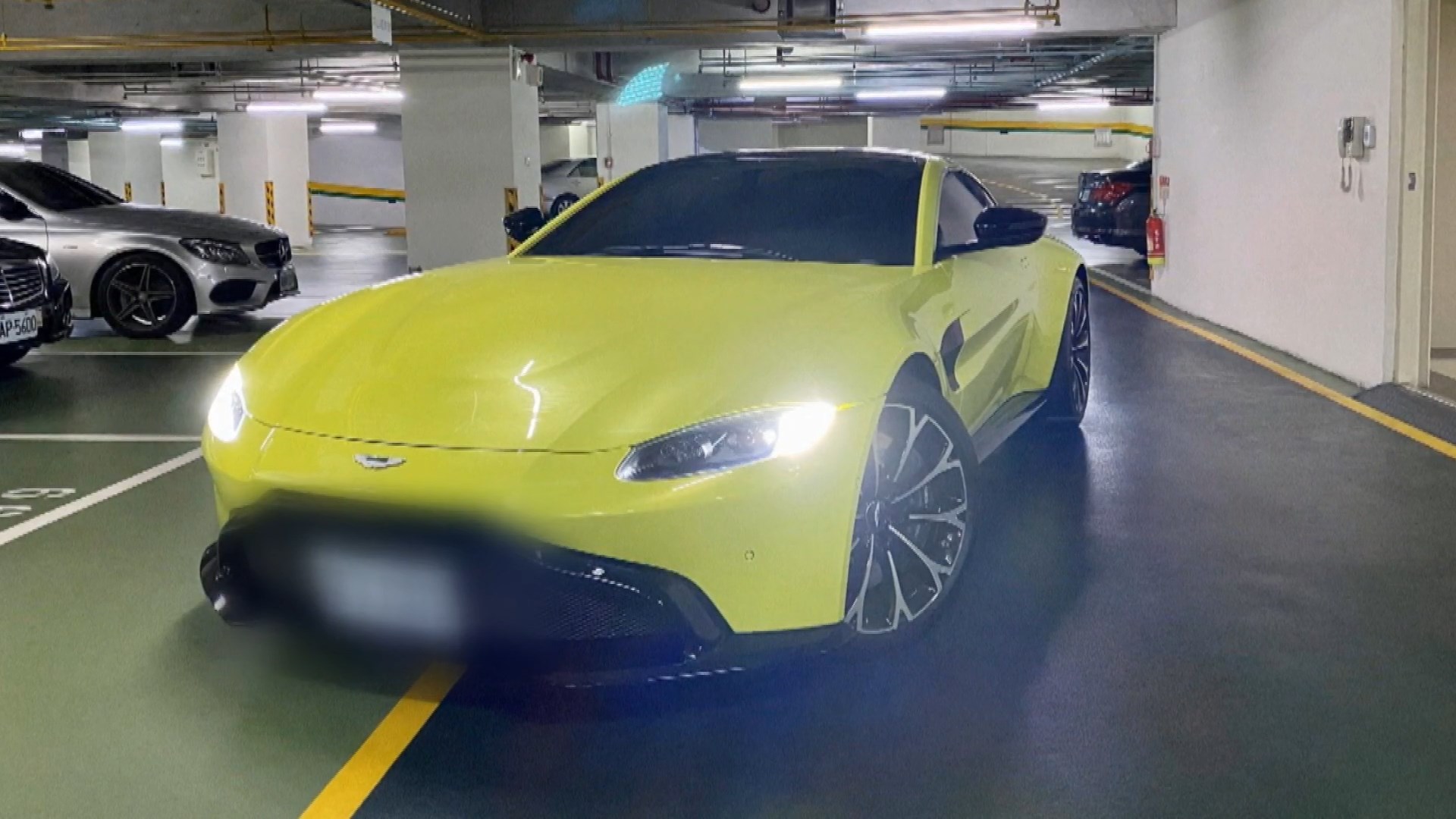 ▼投訴人控訴對方以合資買車當藉口，還時不時推薦豪車。（圖／東森新聞）