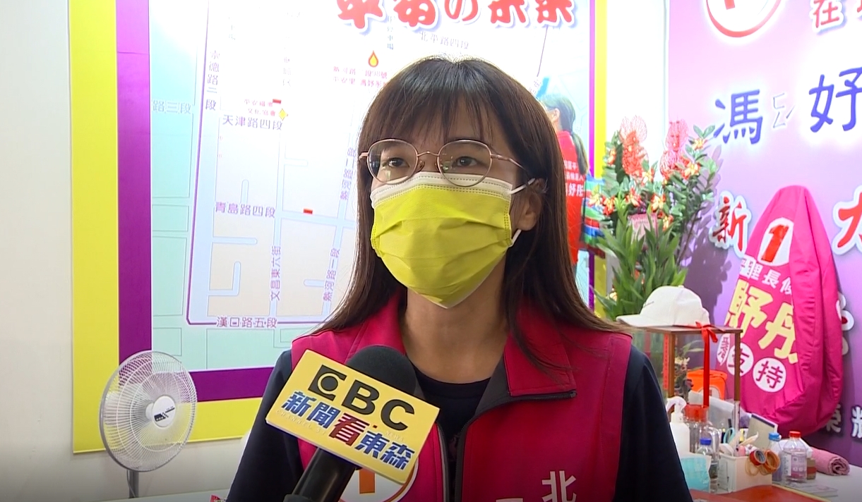 ▼里長候選人馮妤彤對此感到十分莫名其妙，決定對婦人提告。（圖／東森新聞）