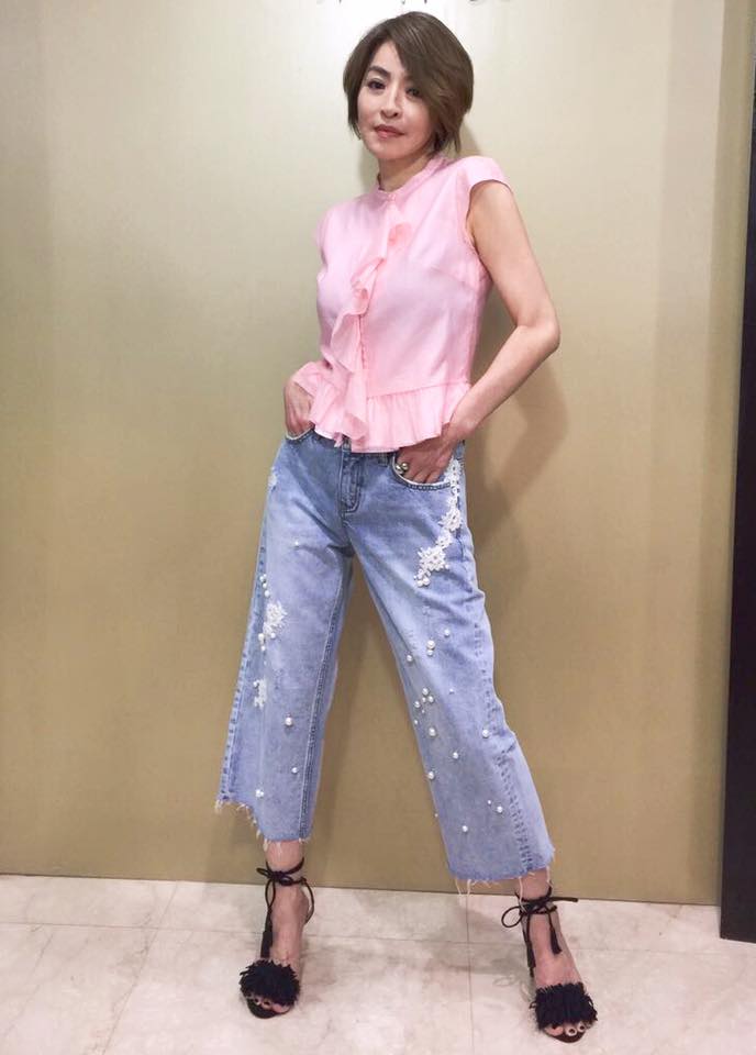 ▼58歲的女星李芳雯堅持不婚主義。（圖／翻攝自李芳雯臉書）