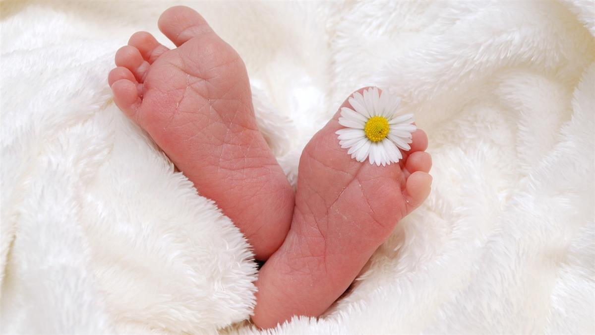 男記者請育嬰假遭砲轟　回公司驚覺被開除