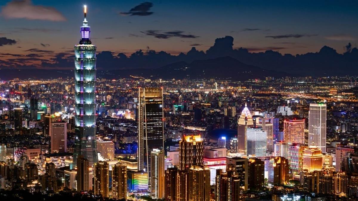 北市動員745人清跨年垃圾 1小時內復原市容