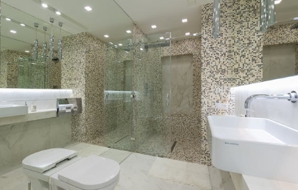 ▼新加坡一名女子困在自家廁所長達4天。（示意圖／翻攝自pexels）