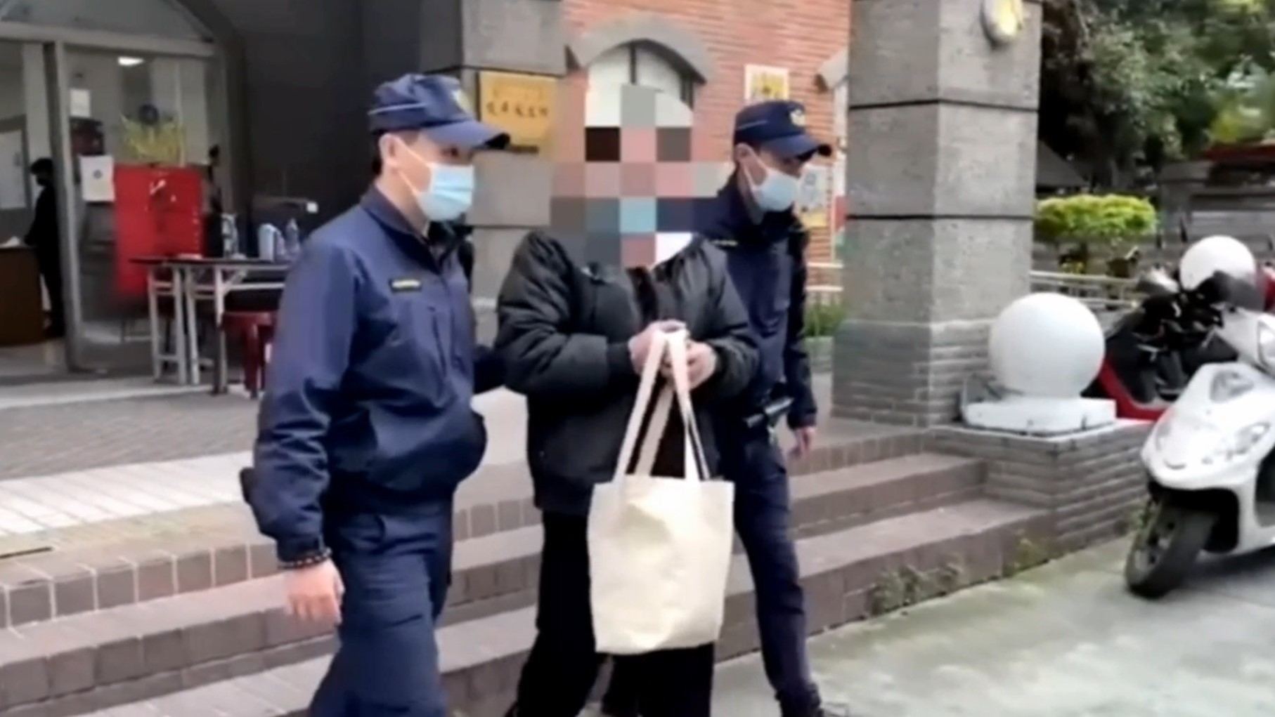 ▼嫌犯 58歲外型瘦小。（圖／東森新聞）