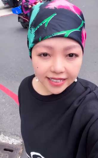 ▼張惠妹以一身輕便造型現身台中街頭。（圖／翻攝自張惠妹IG）
